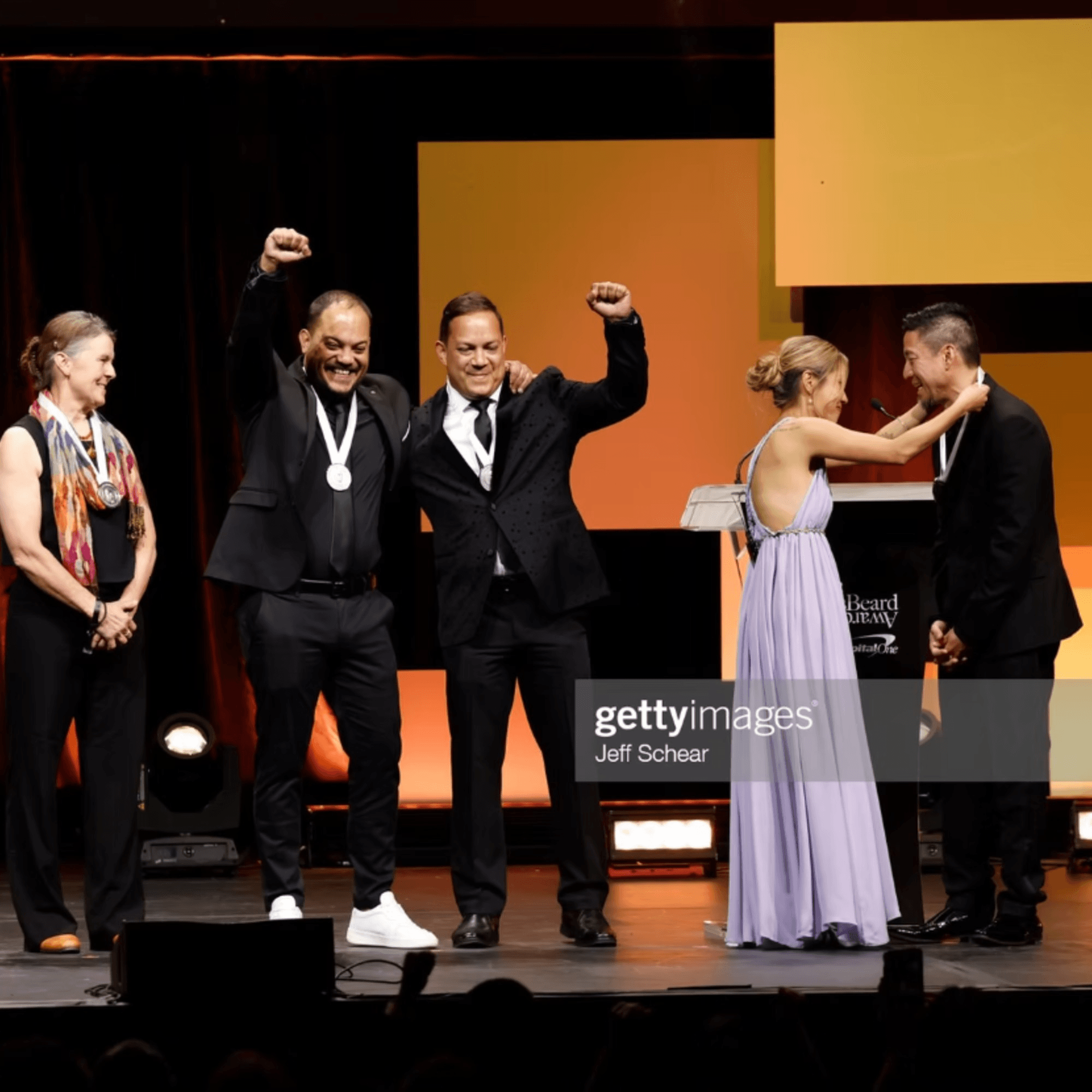 Pekin Cafe and Lounge Inc. gallery image #4