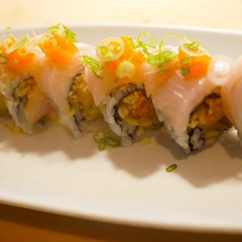 Yellowtail Holic Roll.