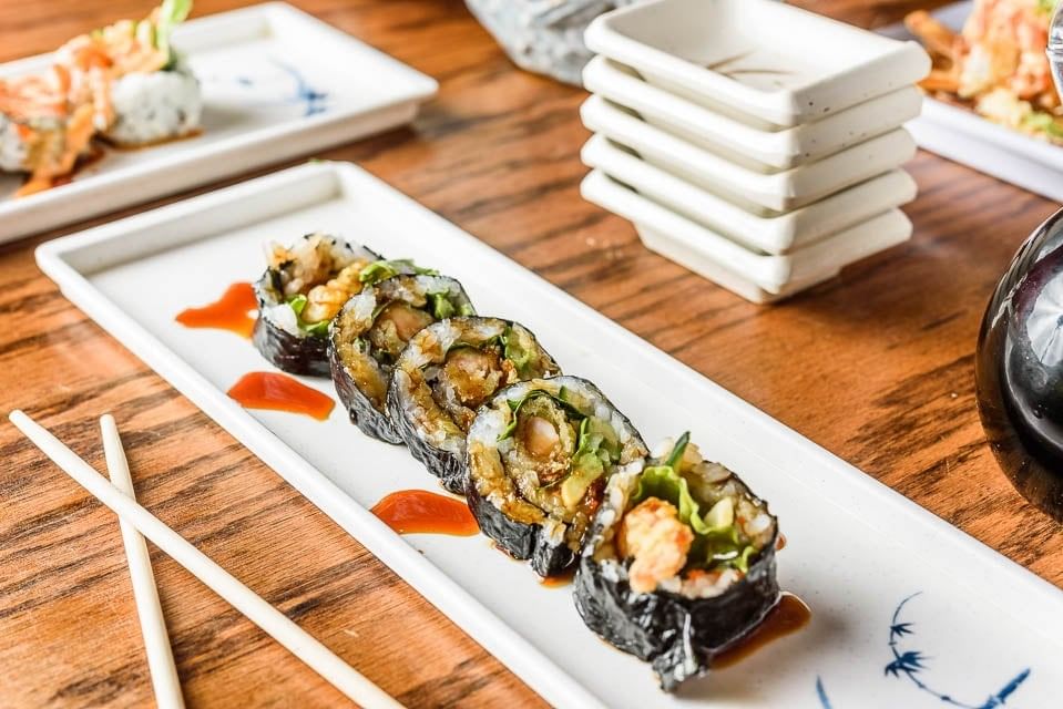 Shrimp Fashion Roll •.