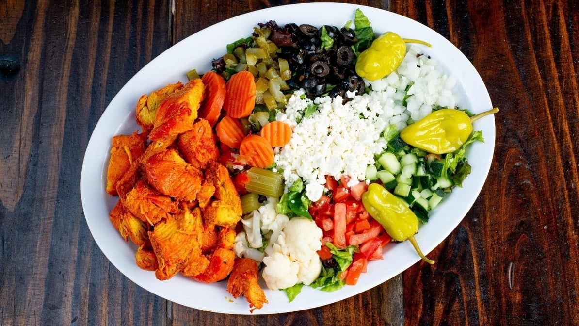 Fresh Chicken Salad: A Healthy Mediterranean Option