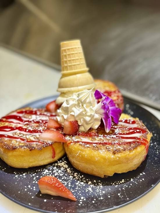 DONUTS FRENCH TOAST.