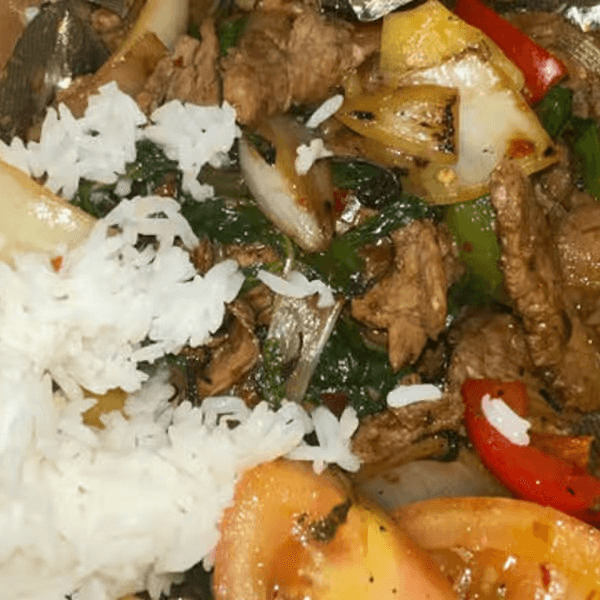 P4. *Pad Ga Prau (Sweet Basil Leaves).