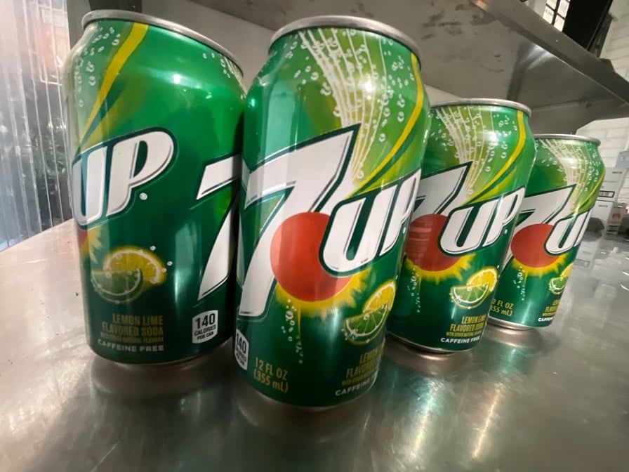 7Up (12 Oz Can).