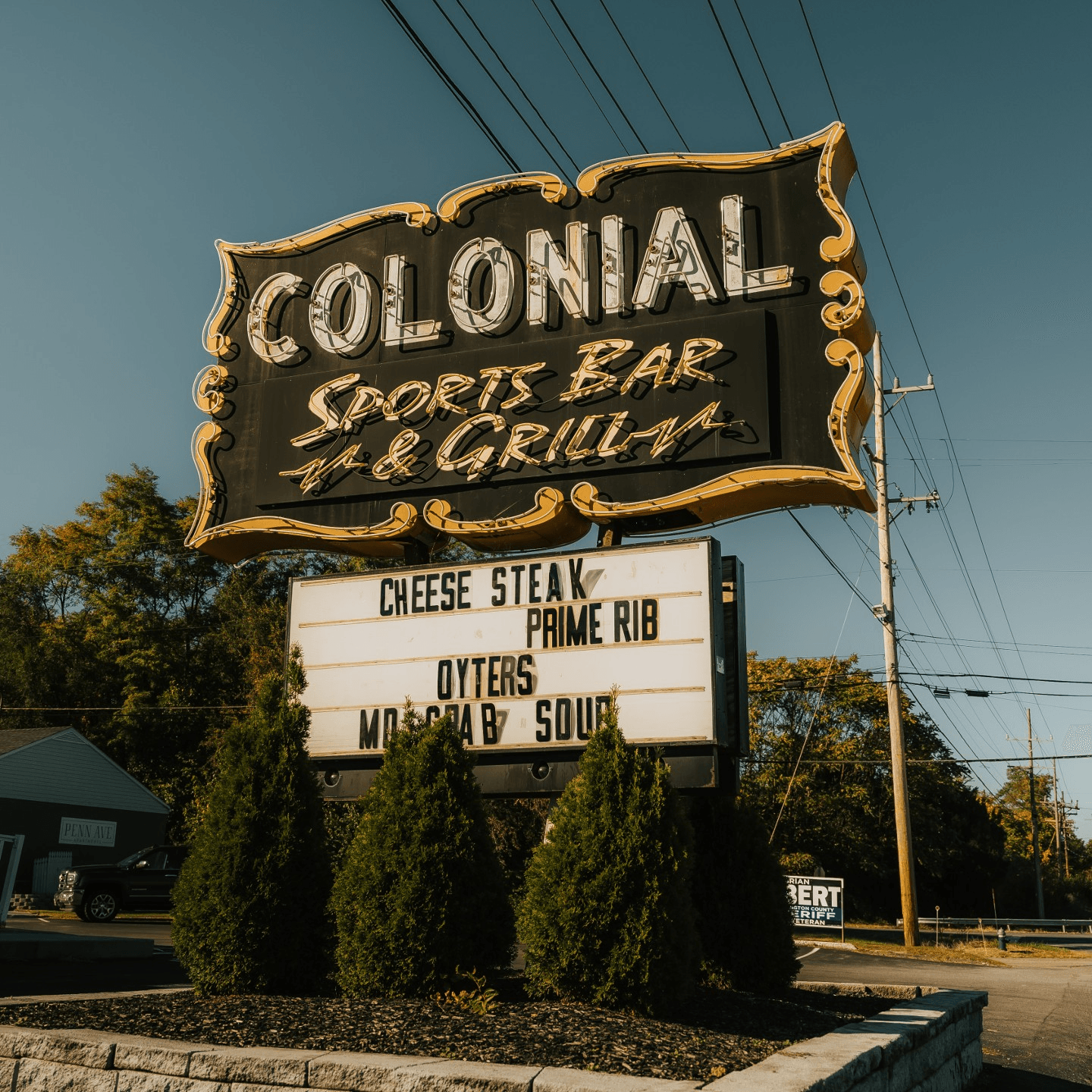 Welcome to Colonial Bar & Grill