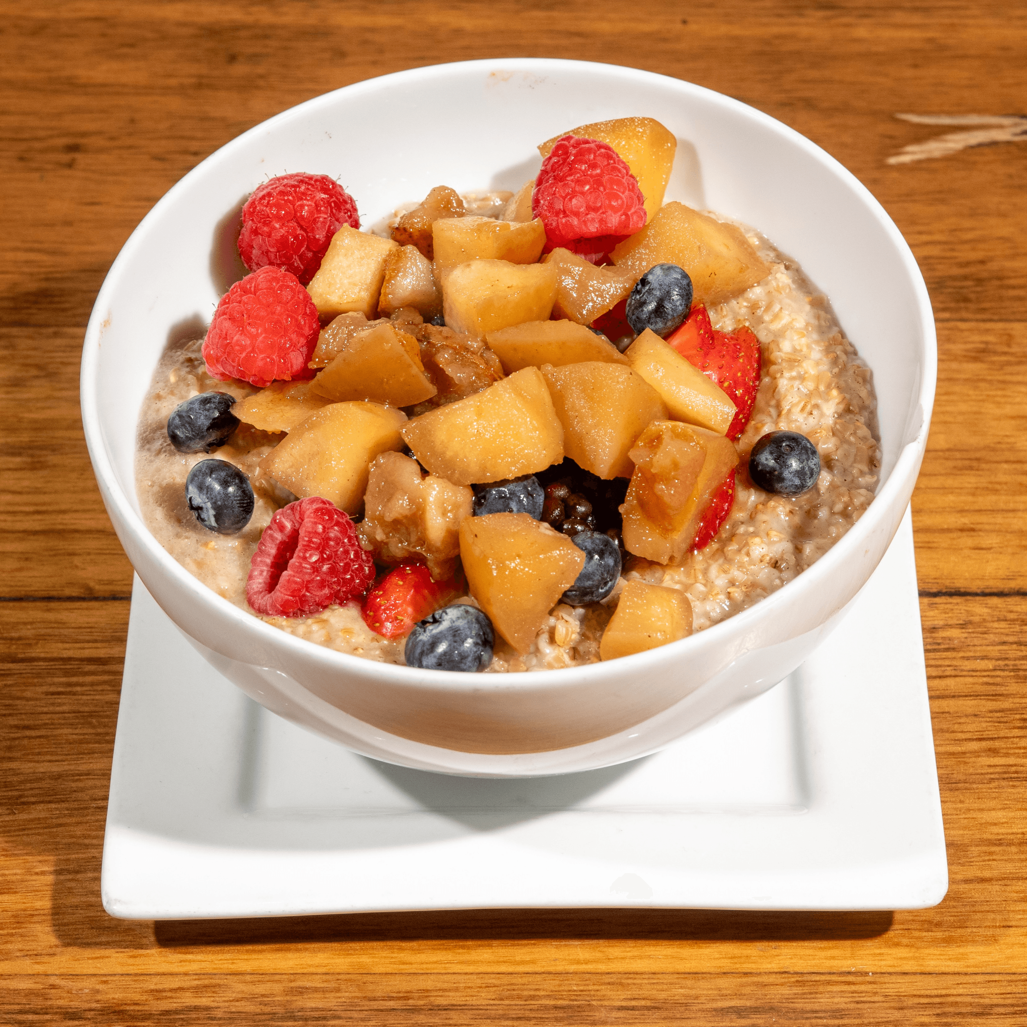 Traditional Oatmeal with Apples.