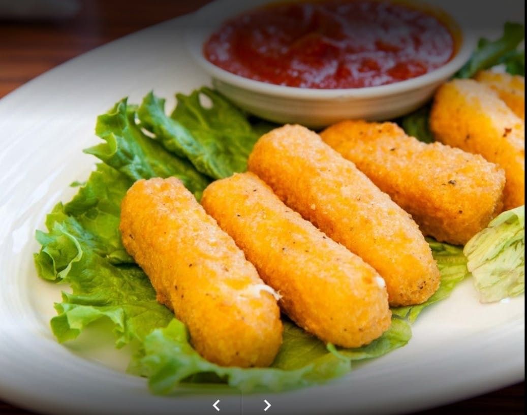 Mozzarella Sticks (5 Pieces).