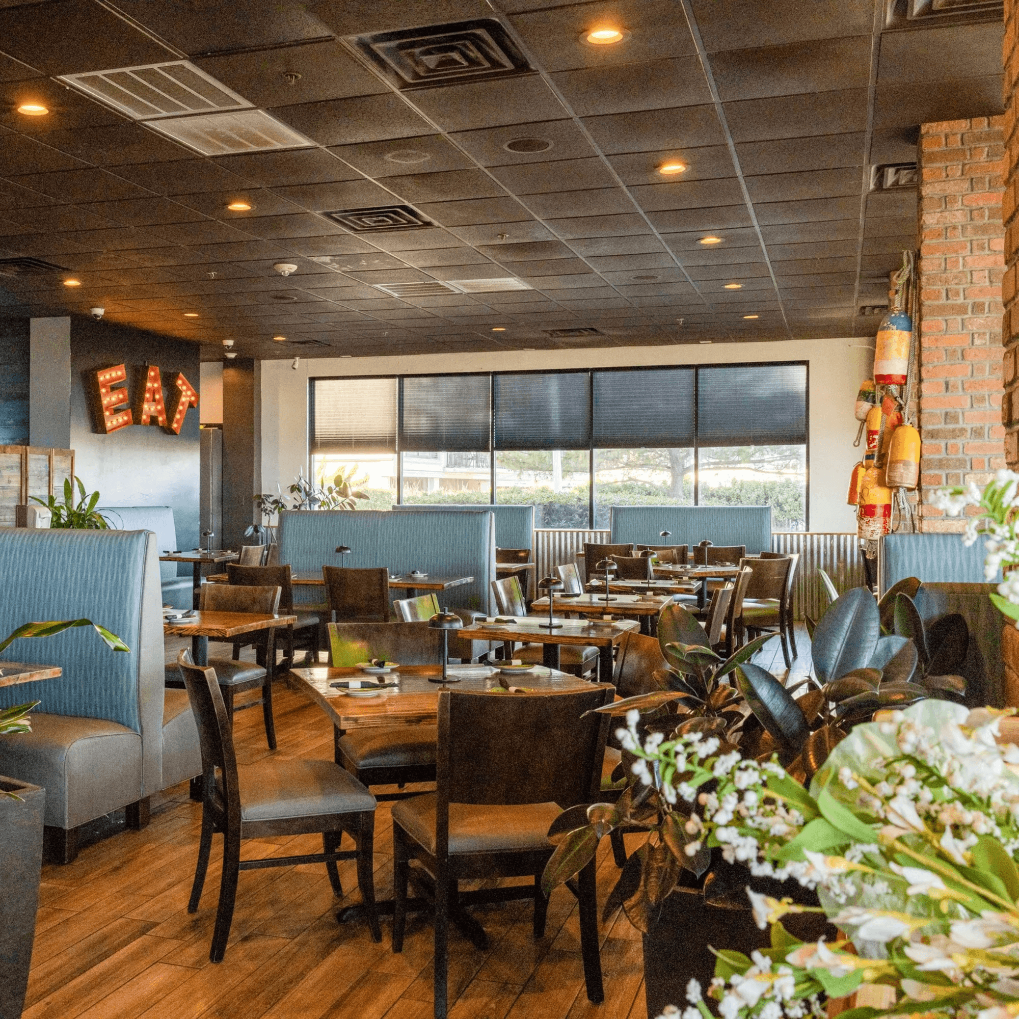 Jumpin' Shrimp on the Boardwalk gallery image #3