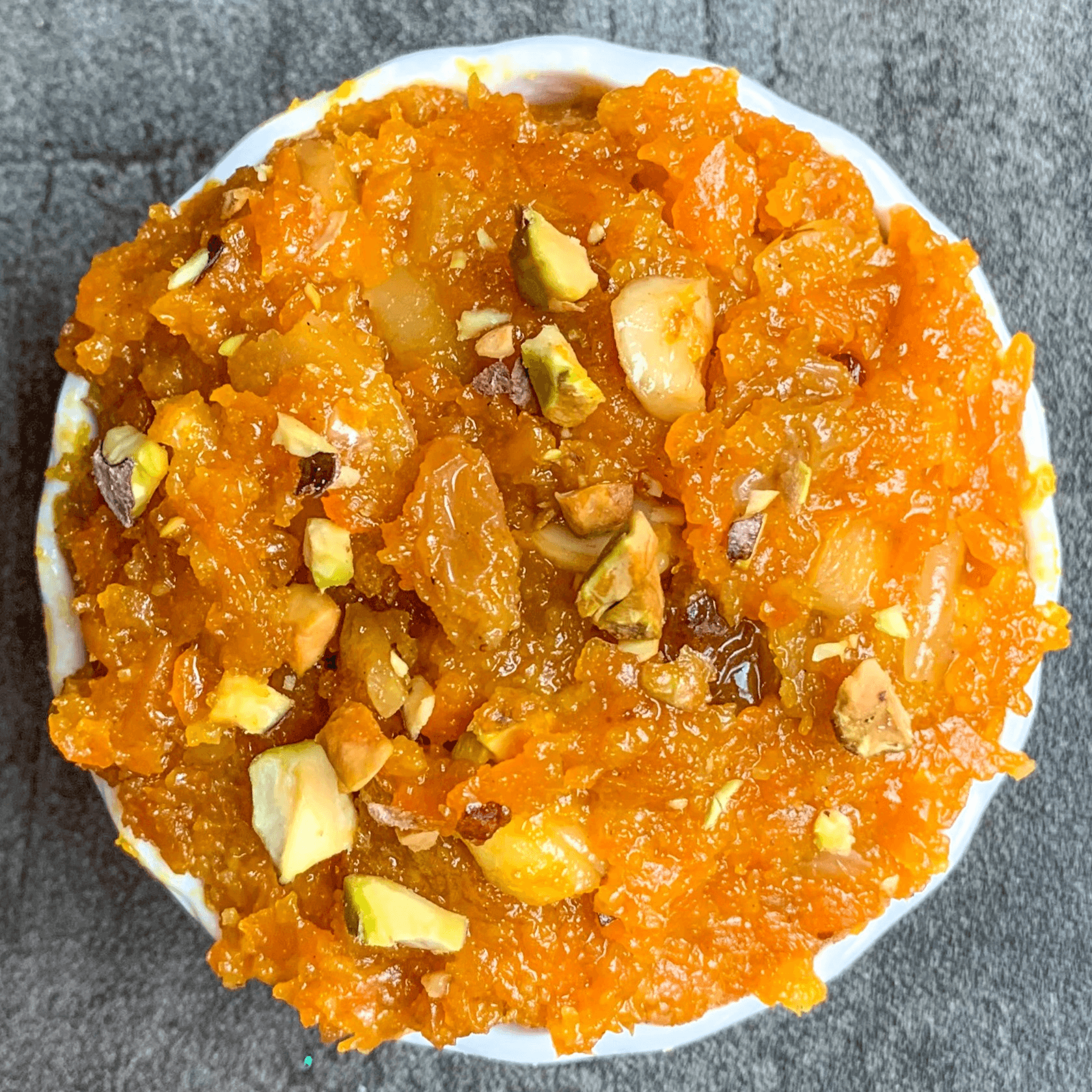Gajar Ka Halwa (Carrot Pudding).