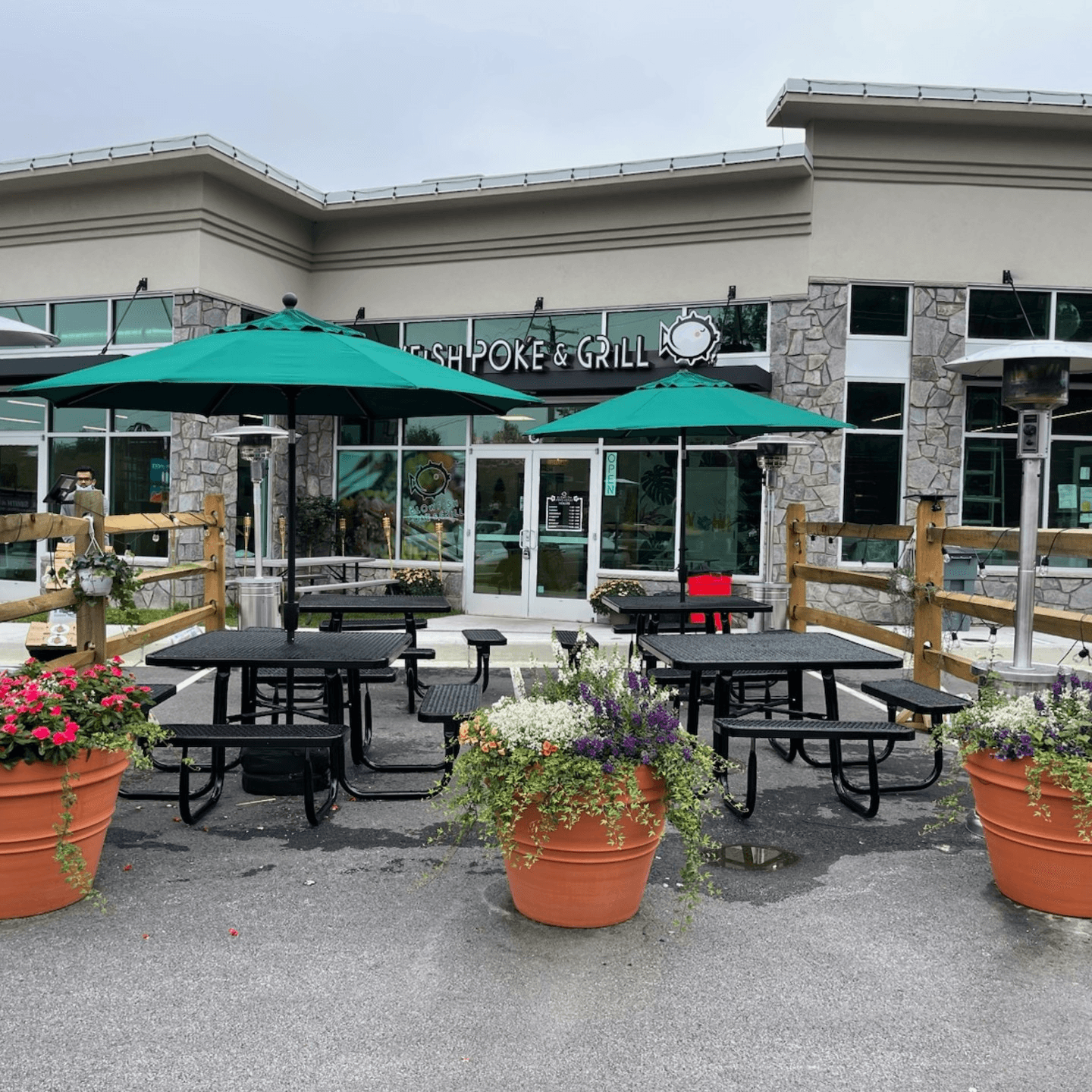 Blowfish Poké & Grill 