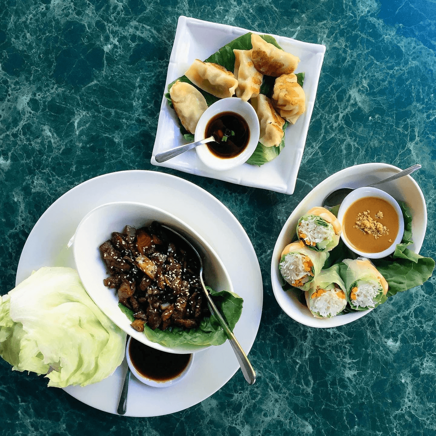 Our Mission: Delicious, Heartfelt Dining 🥢