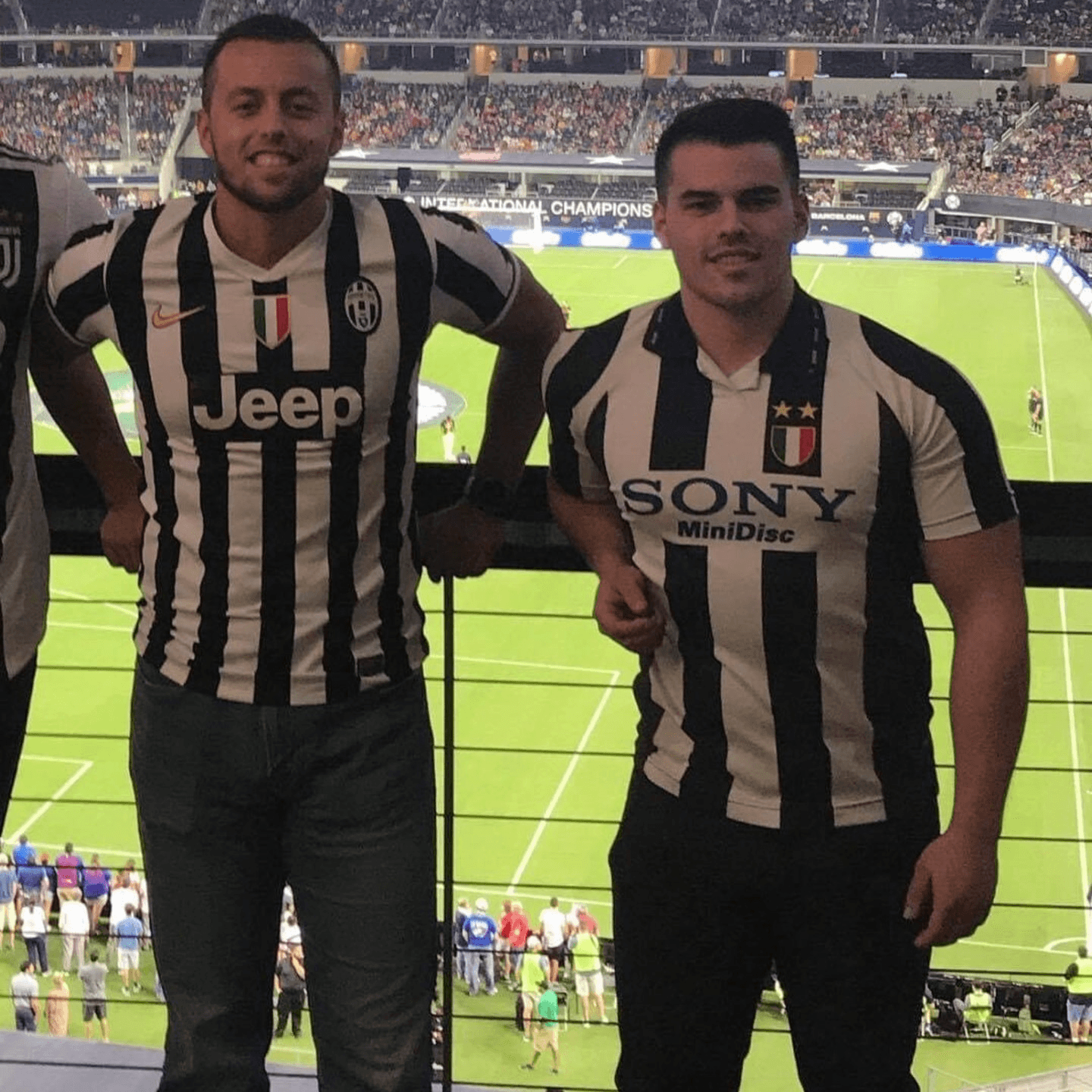 Brothers in Business: A Family Legacy 🍽️