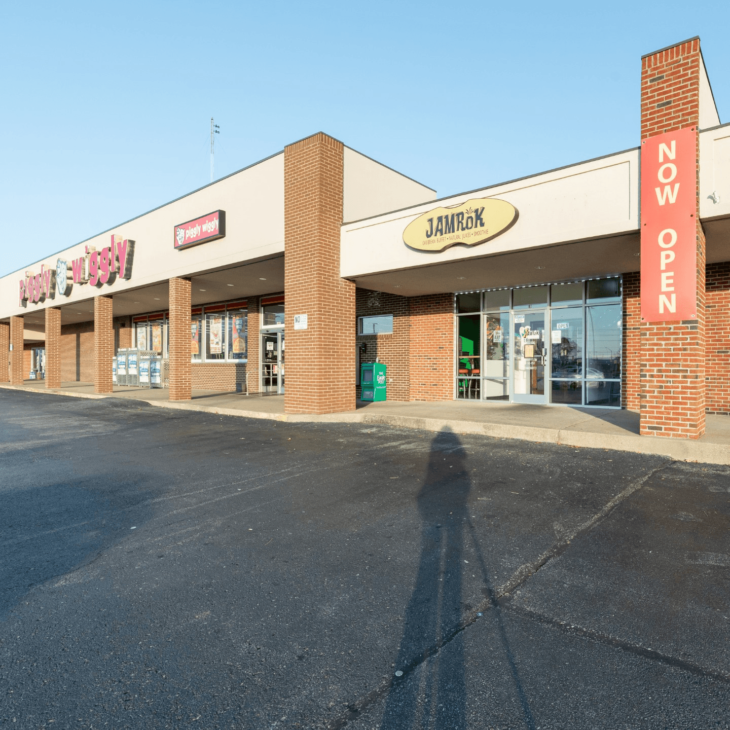 Welcome to Jamrok Caribbean Buffet