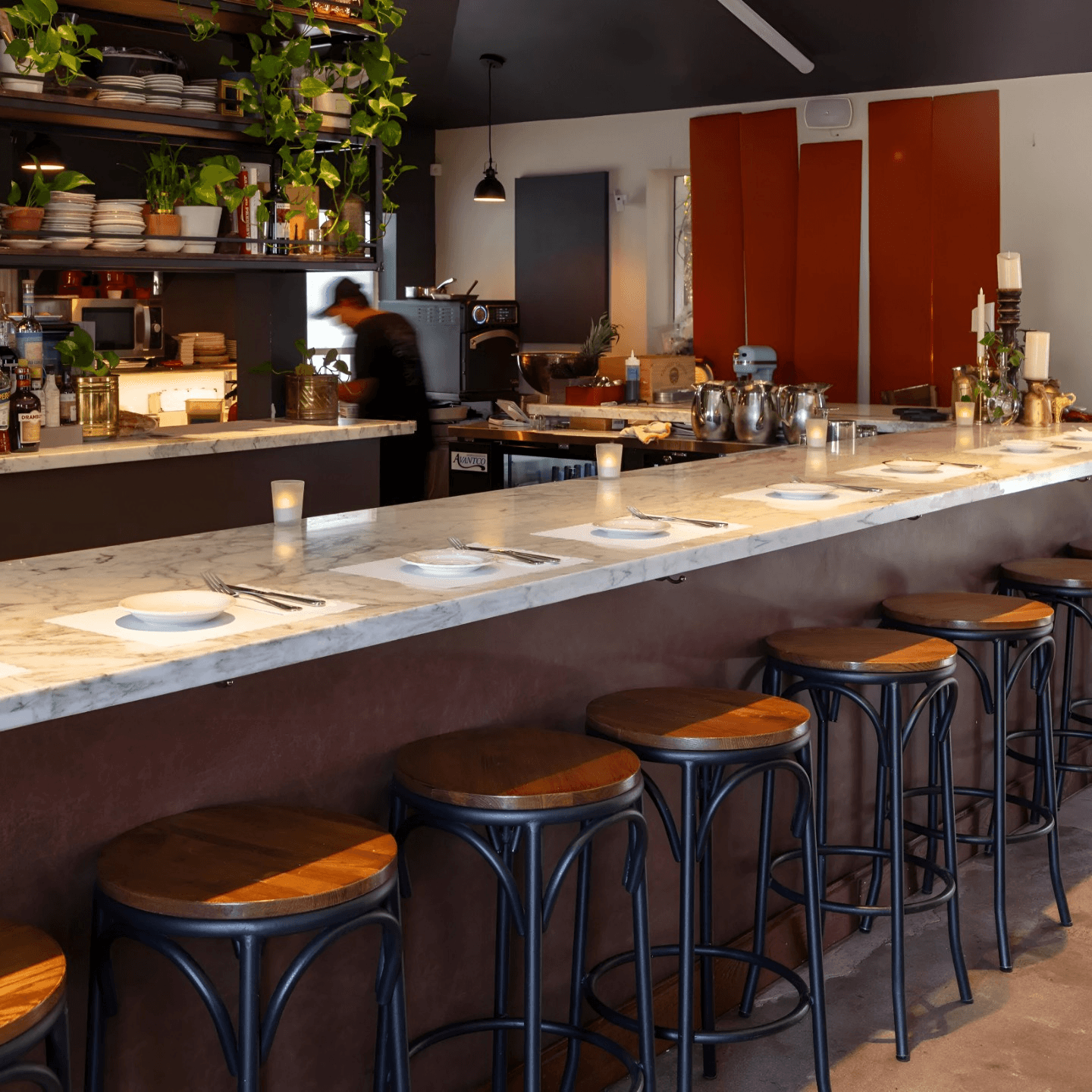 inside mixela: where casual feels just right