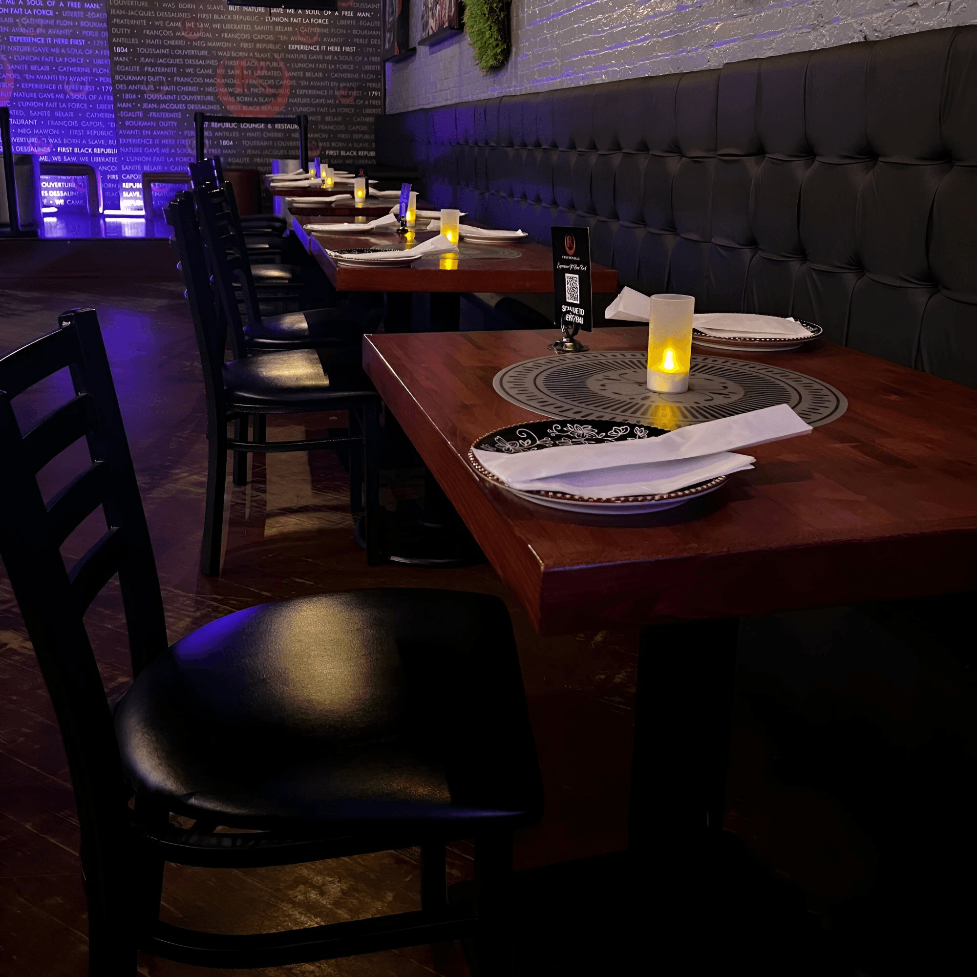 First Republic Lounge & Restaurant gallery image #1