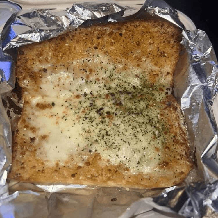Cheese Bread with Garlic Sauce.
