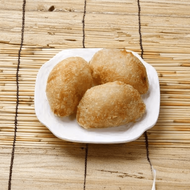Deep Fried Pork Dumplings / 五香鹹水角.