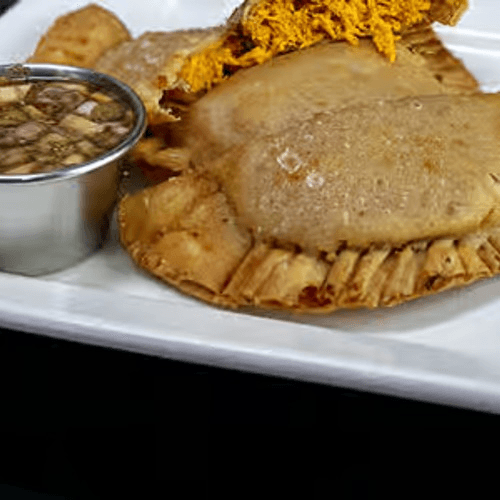 Empanada De Pollo.