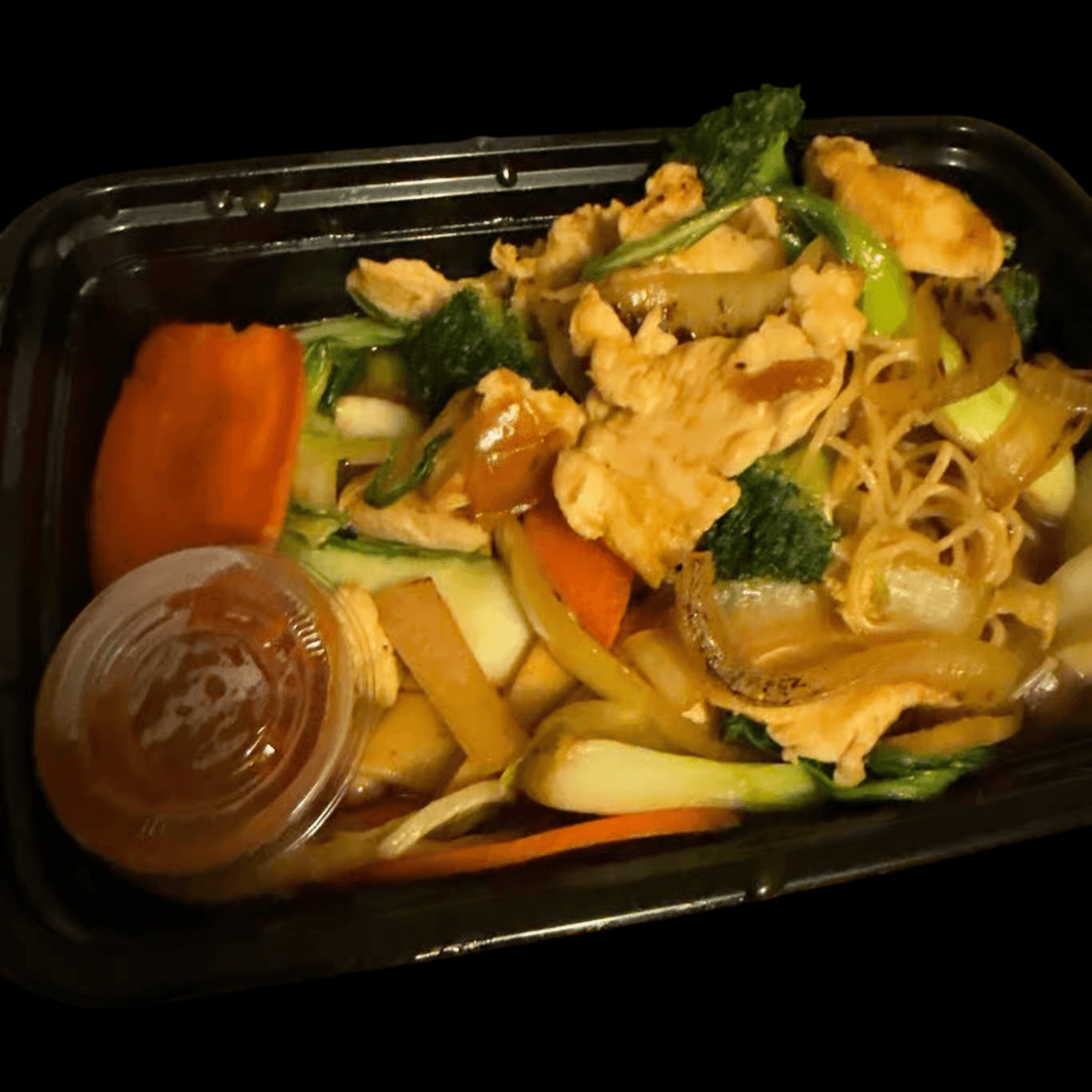 12. Mì Xào Thịt Gà - Chicken With Egg Noodle.