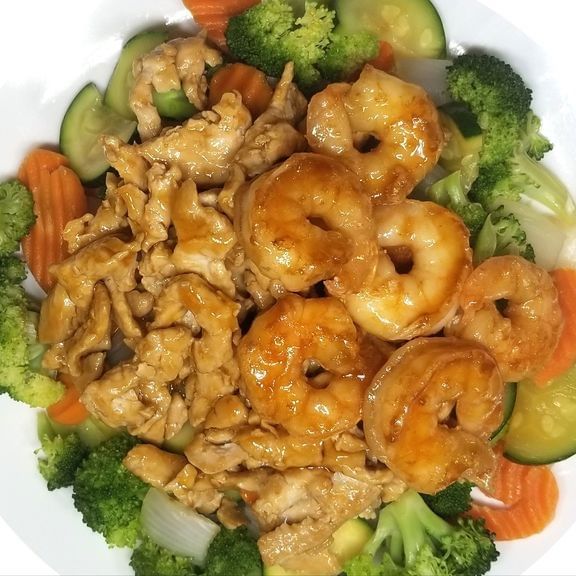 V6. Chicken & Shrimp Teriyaki Bowl.