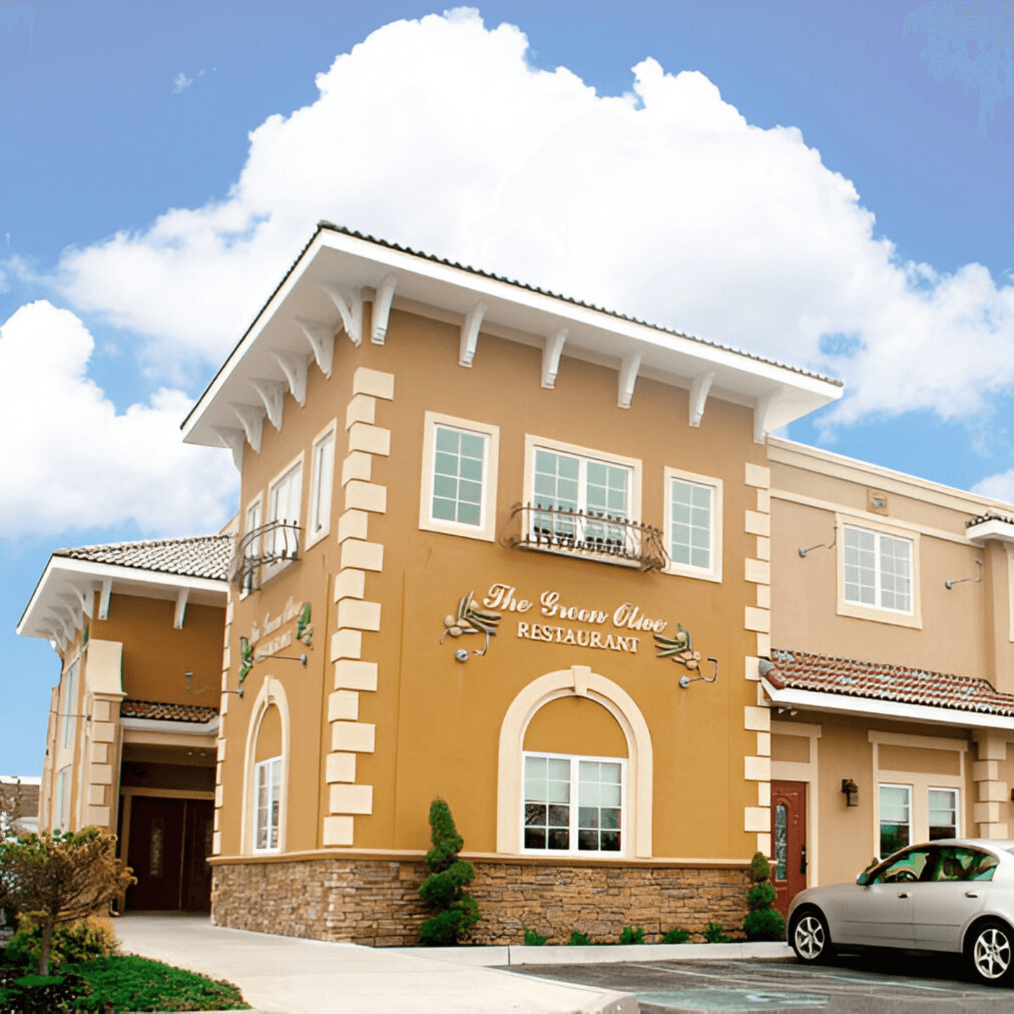 Welcome to Green Olive Restaurant