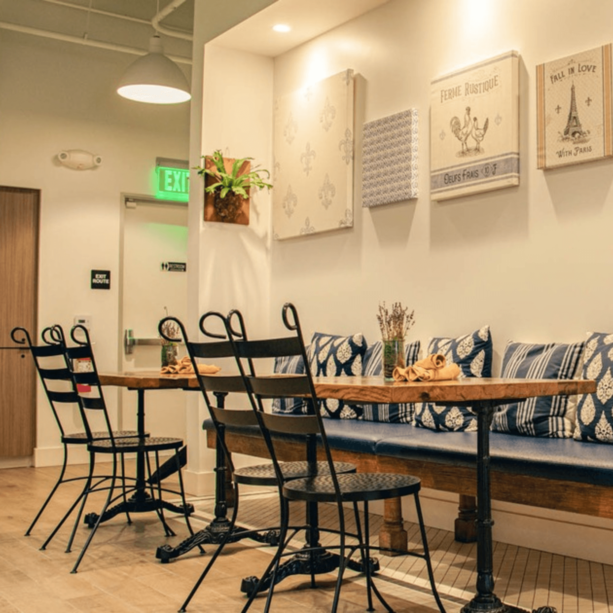 Maldon’s Brasserie gallery image #1