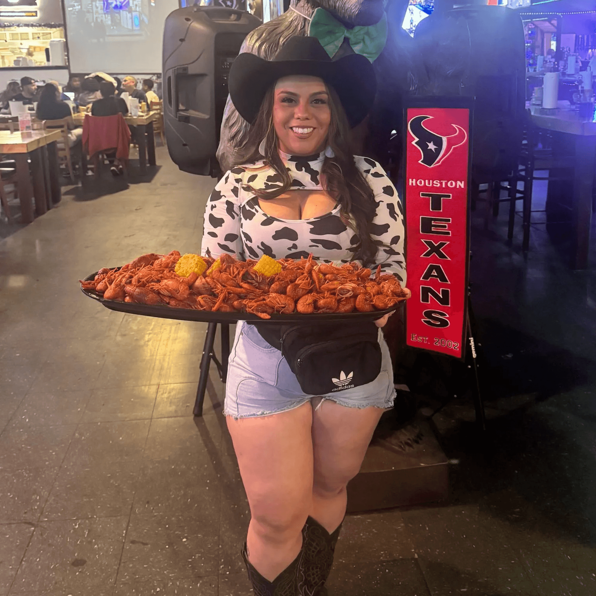 Wolfies Restaurant and Sports Bar gallery image #22