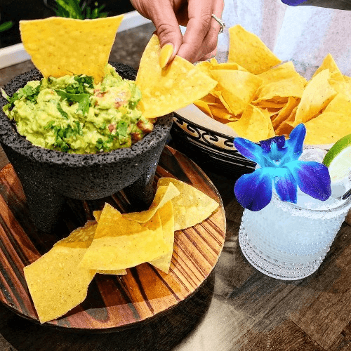 Guacamole & Tostadas.