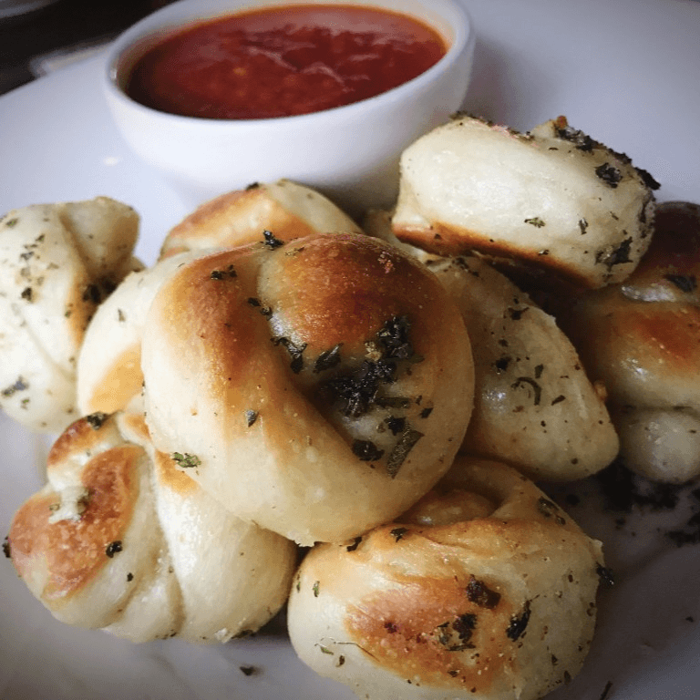 Garlic Knots Roll.