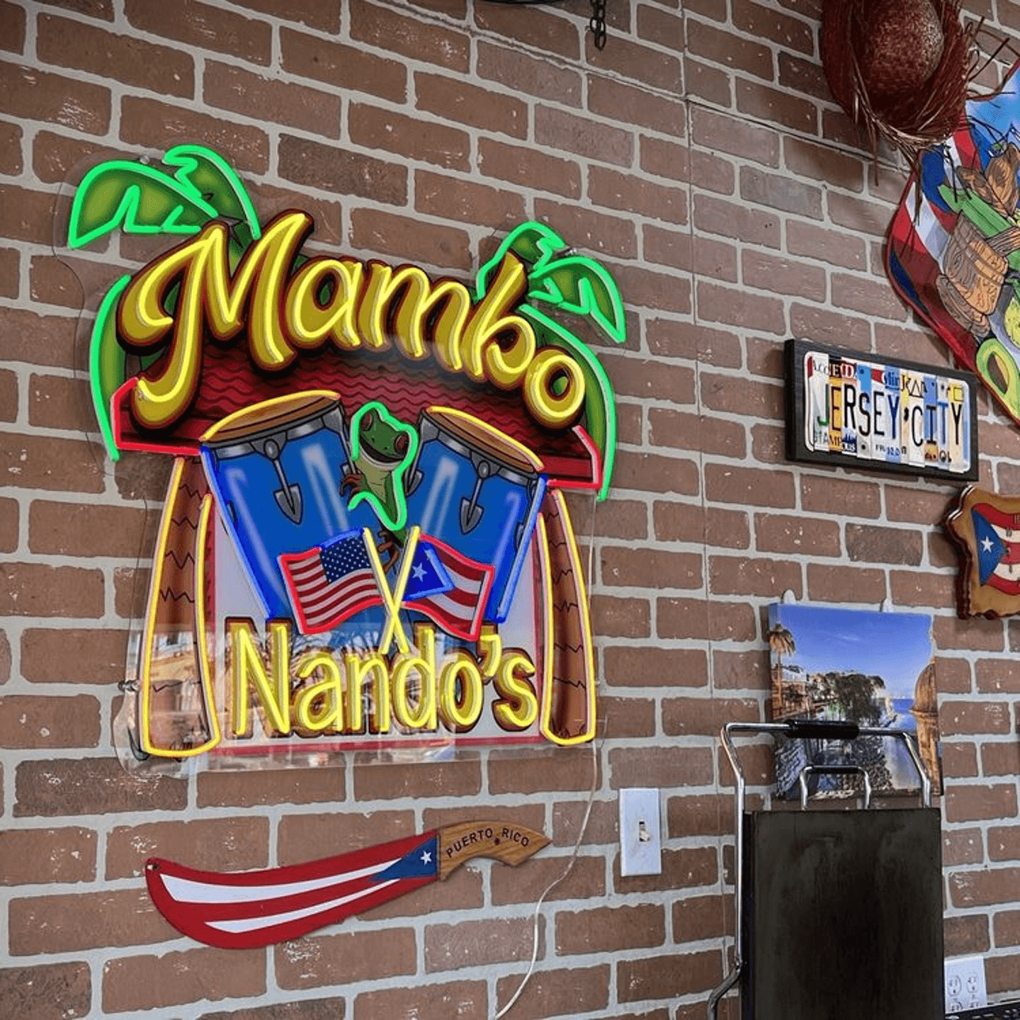 Welcome to Mambo Nando's