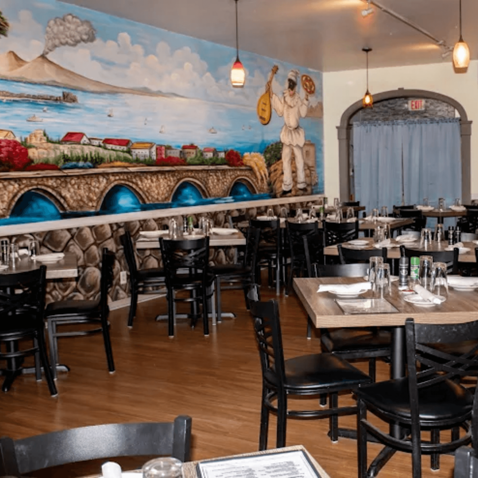 Viva Napoli Restaurant & Pizzeria gallery image #2