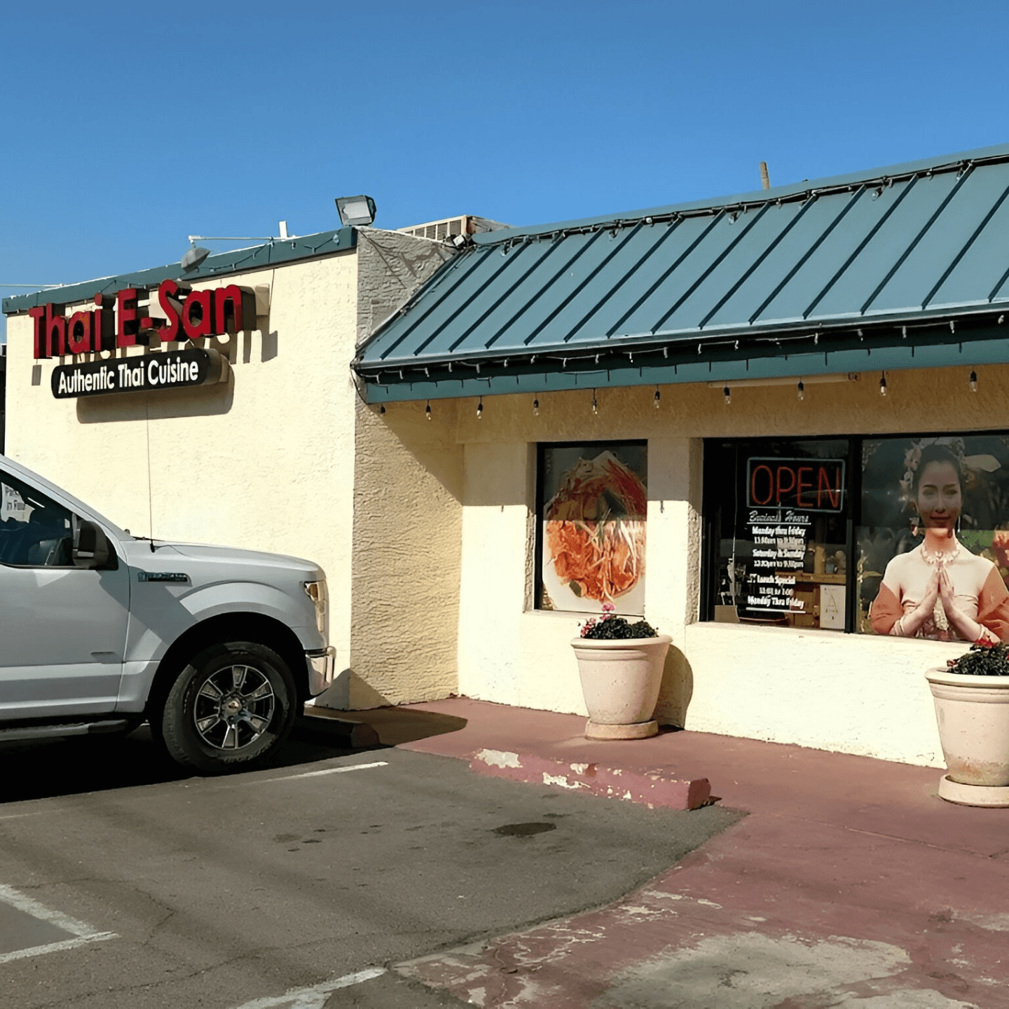 Welcome to Thai E-San