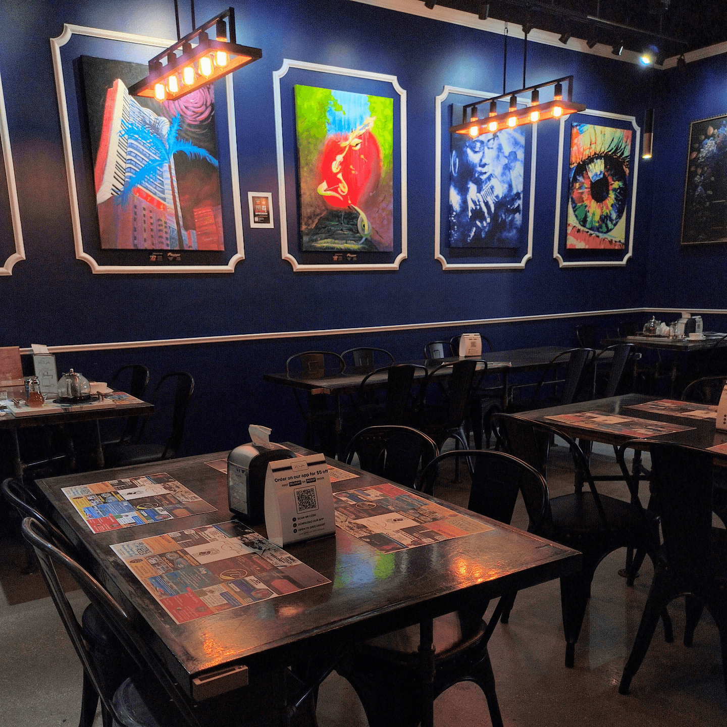 The Perfect Spot to Dine & Unwind