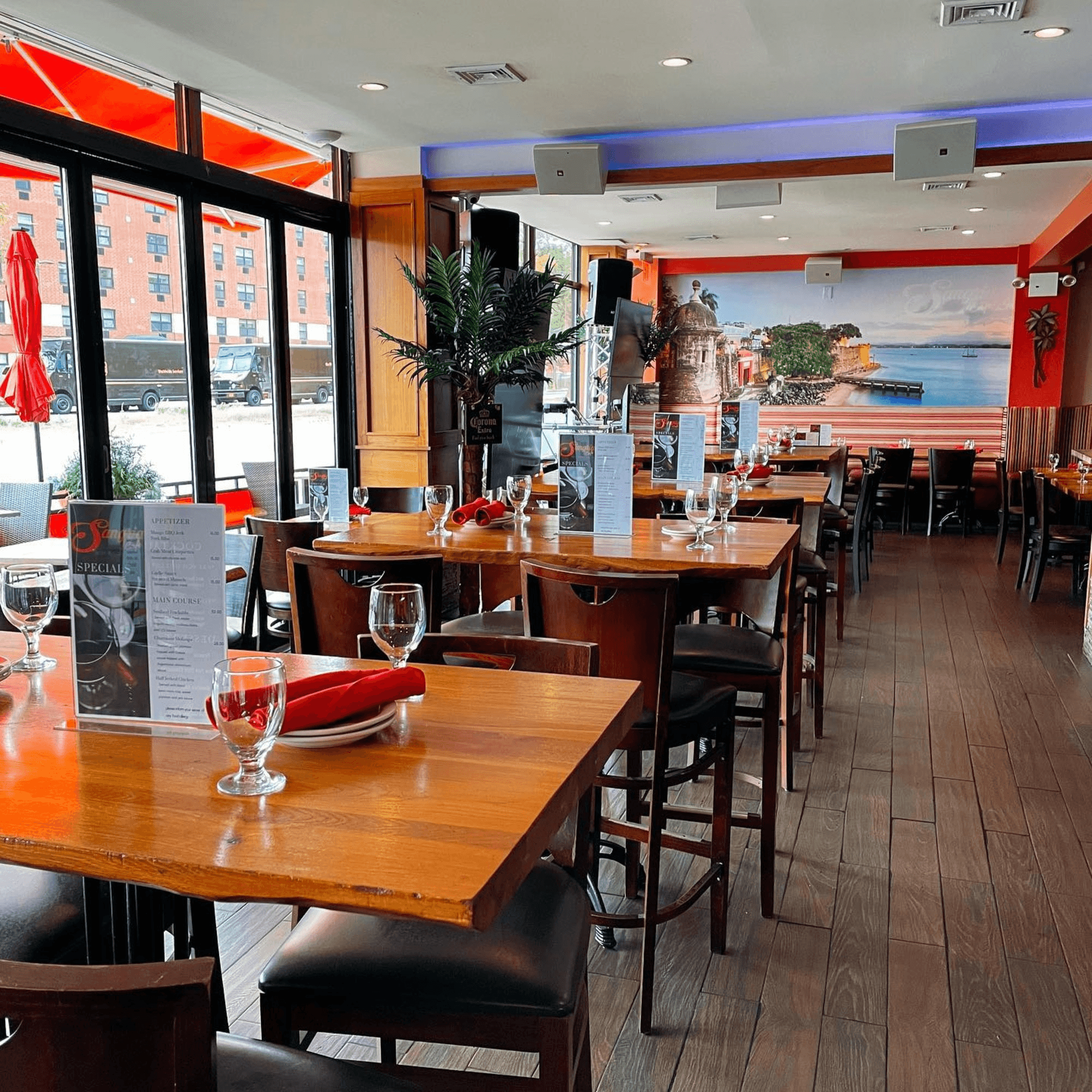 Sangria Cafe gallery image #2