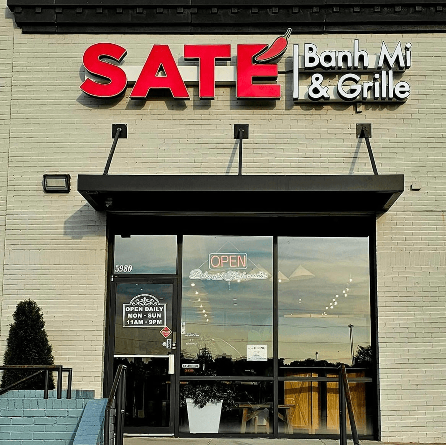Get in Touch with SATÉ Banh Mi & Grille