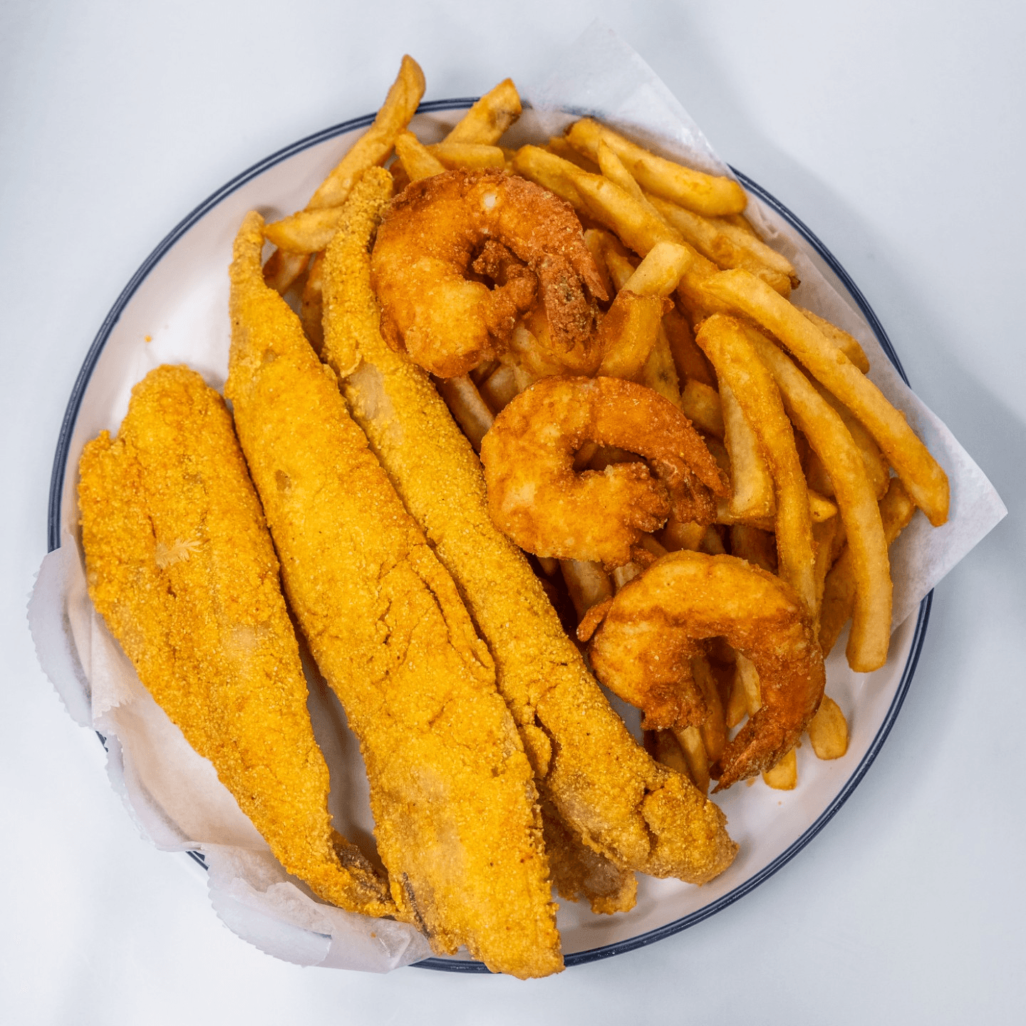A Menu Full of Flavor! 🍤🐔