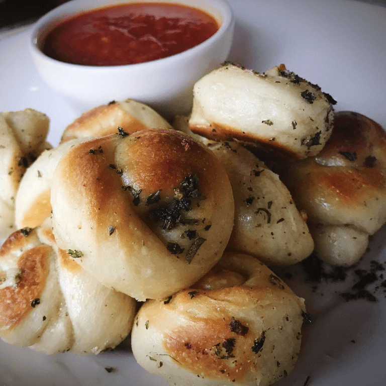 Garlic Knots.