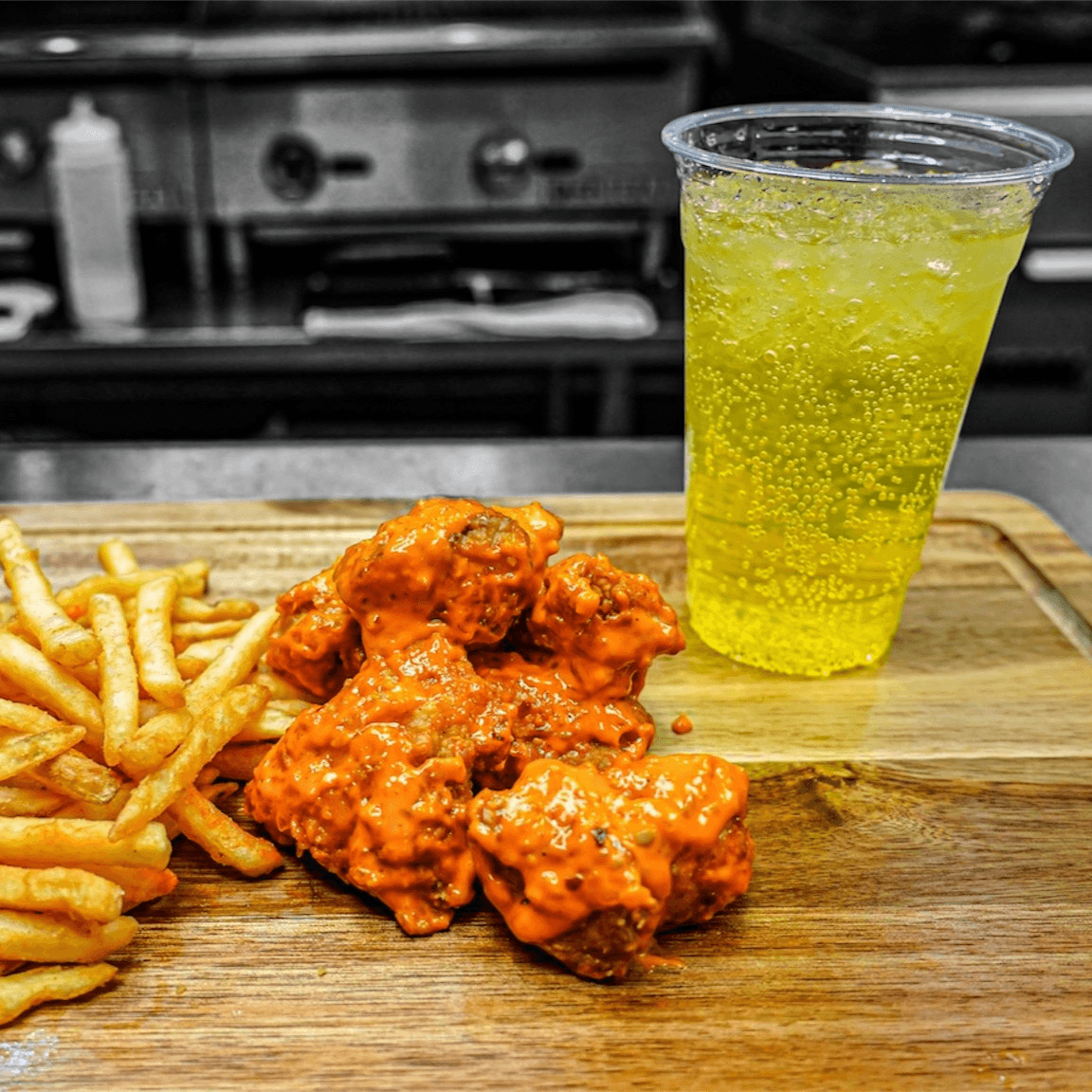 Boneless Wings Combo.