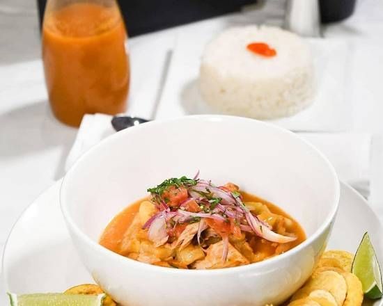 Arroz con Mariscos: A Seafood Lover's Delight