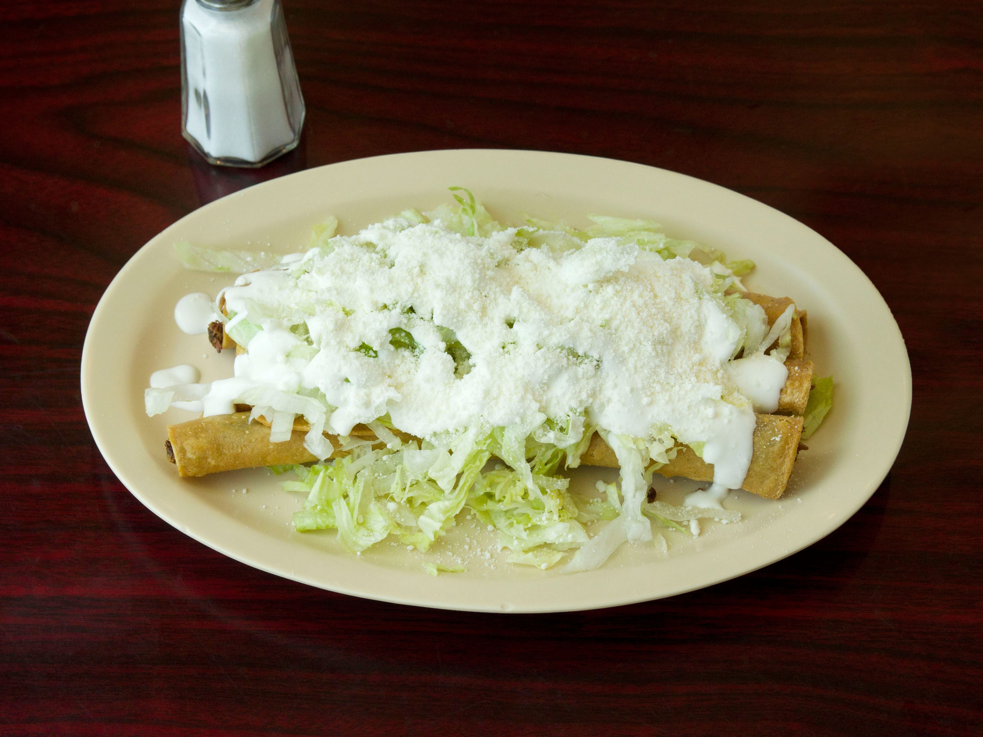 Rolled Tacos / Flautas.