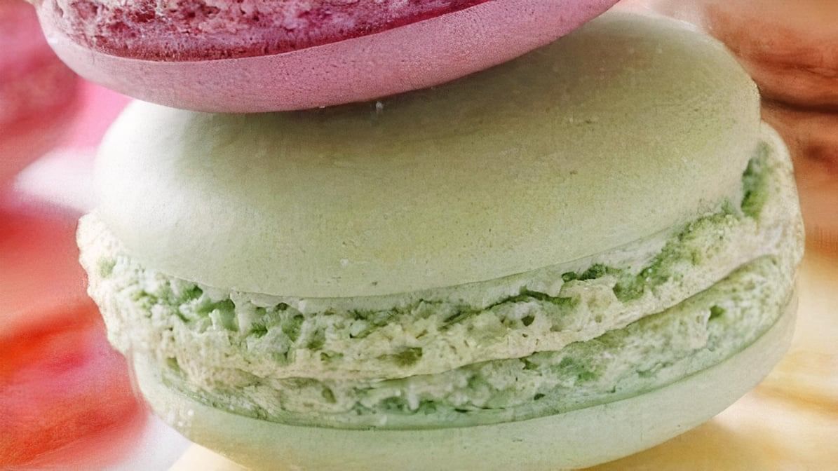 Macarons.