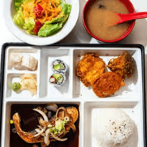 L- Salmon Teriyaki Bento Box.