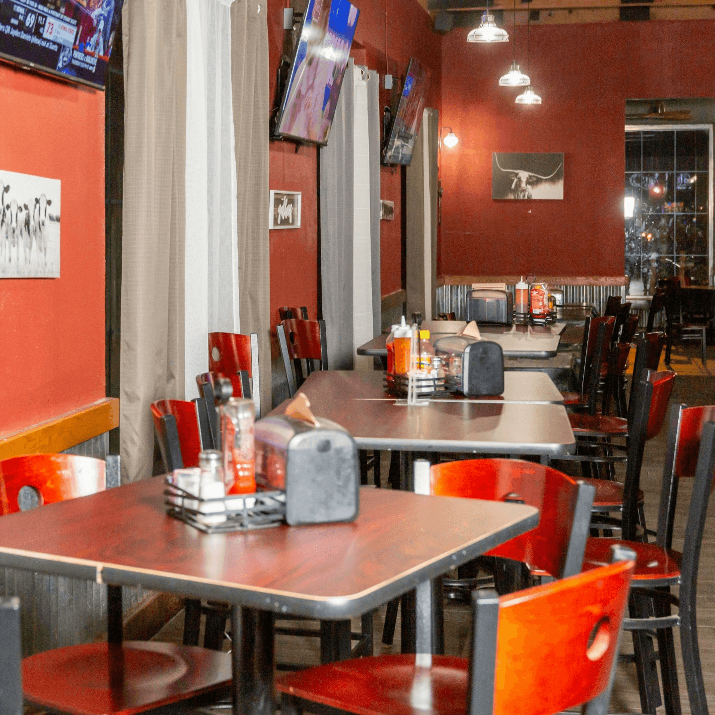 Hours That Fit Your Day