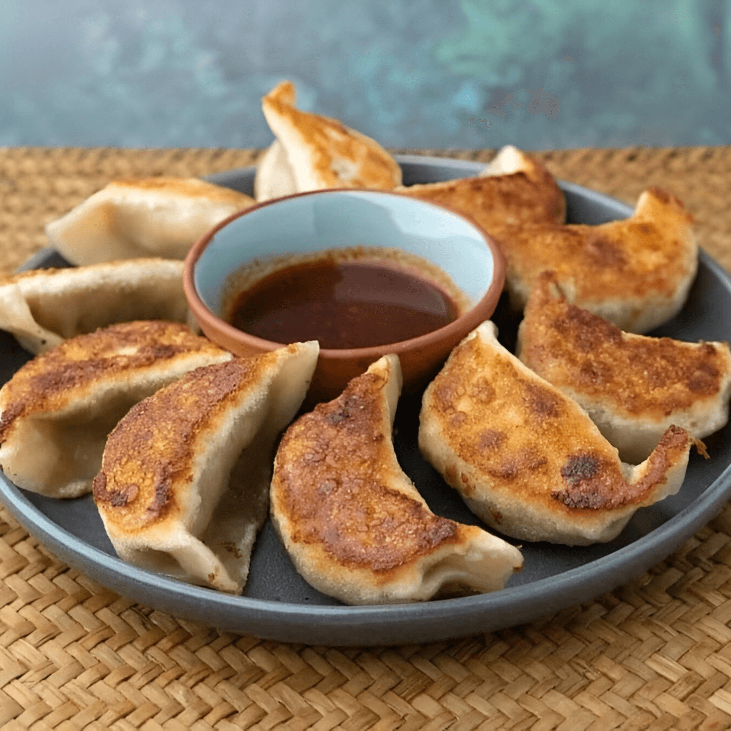 Catering Made Easy for Any Occasion 🥢🎉
