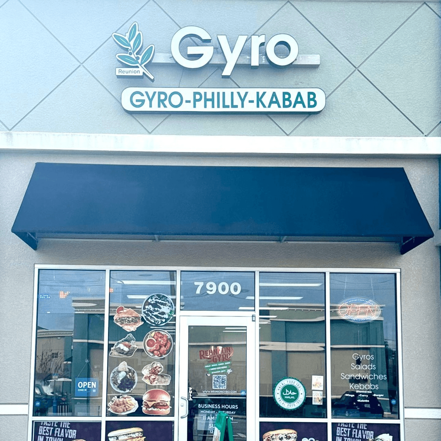 Welcome to Reunion Gyro Halal Restaurant