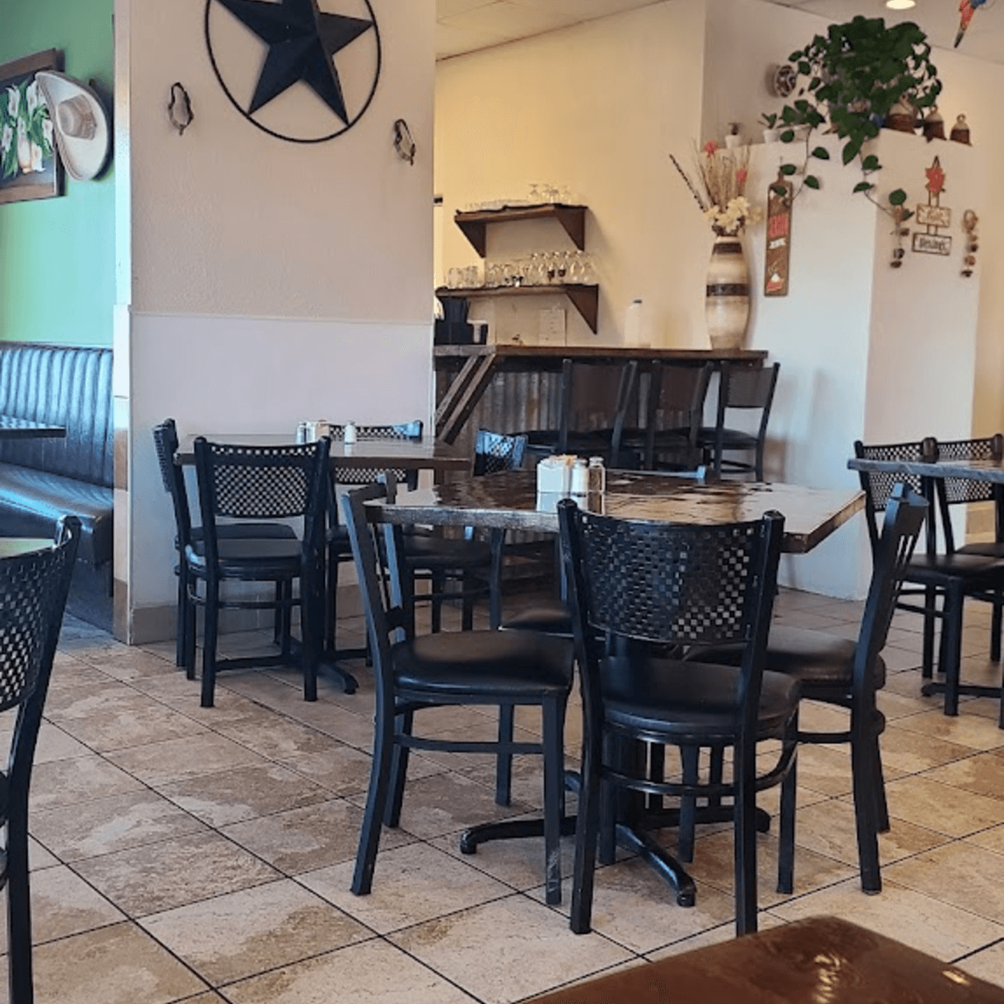 A Place to Gather and Enjoy 💃