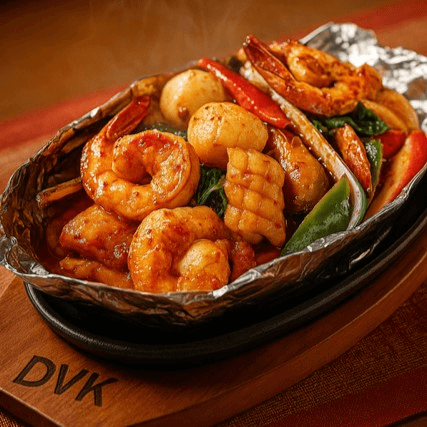 Chili Basil Sizzling Seafood.