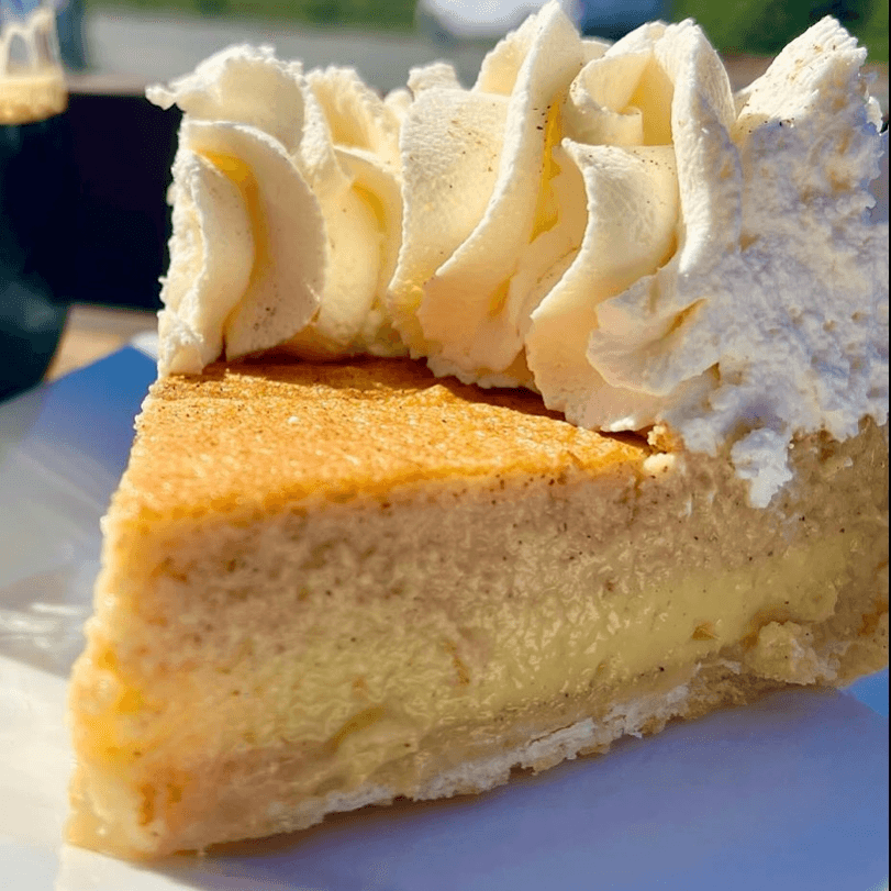 9" Apple Cider Cream - Whole (T).