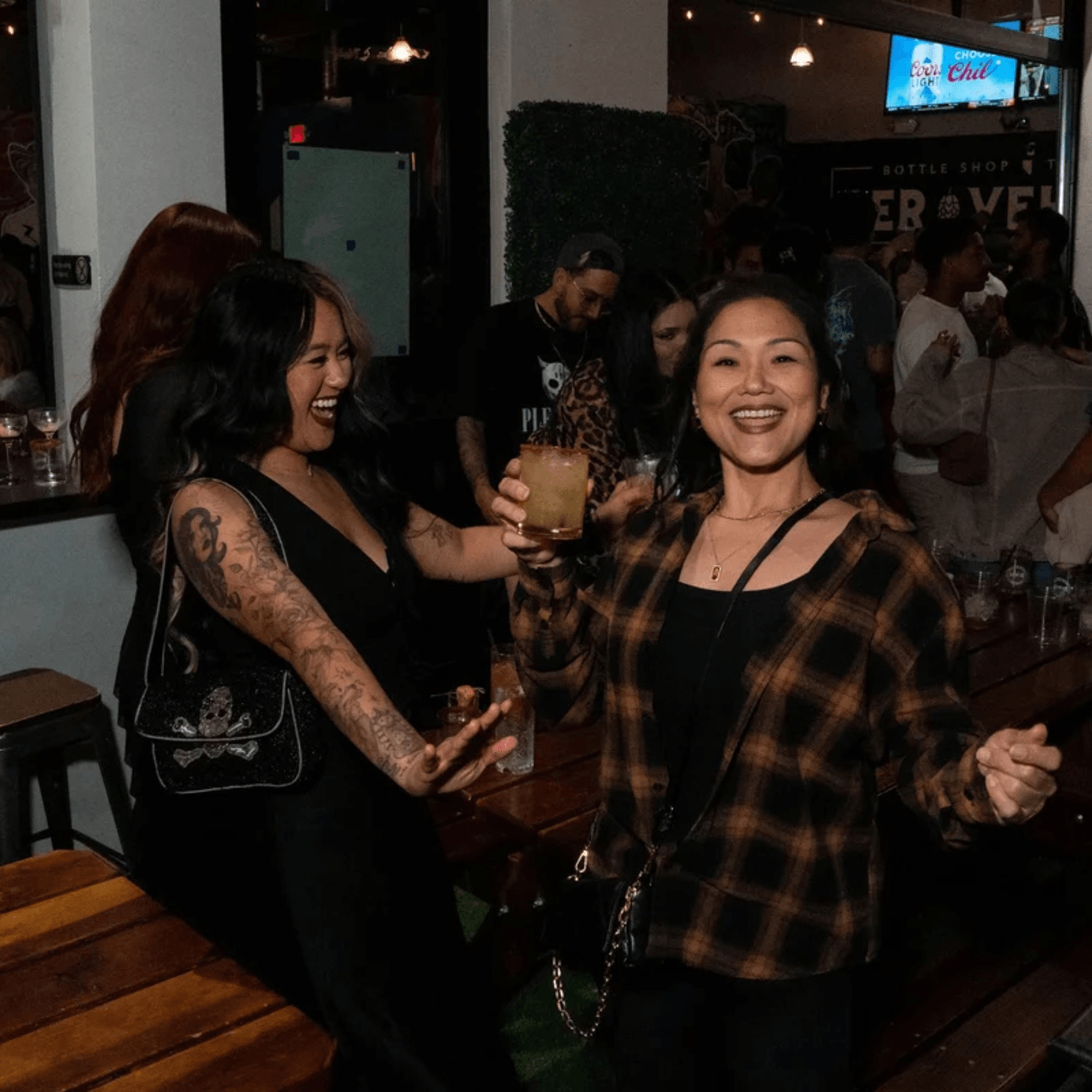 Servehzah Bottle Shop & Tap Room gallery image #1