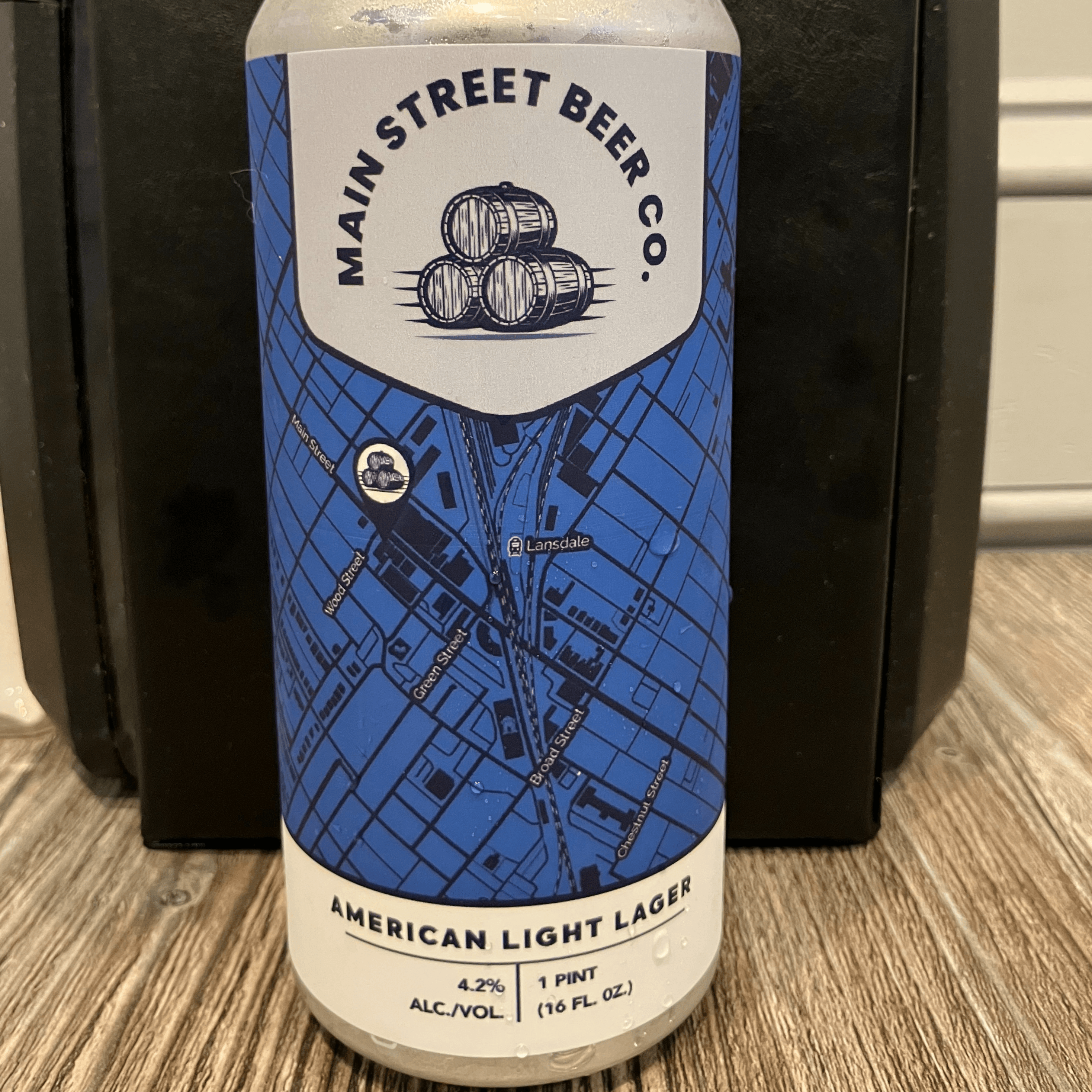 Main Street Light Lager ABV 4.2 % (4 pk).