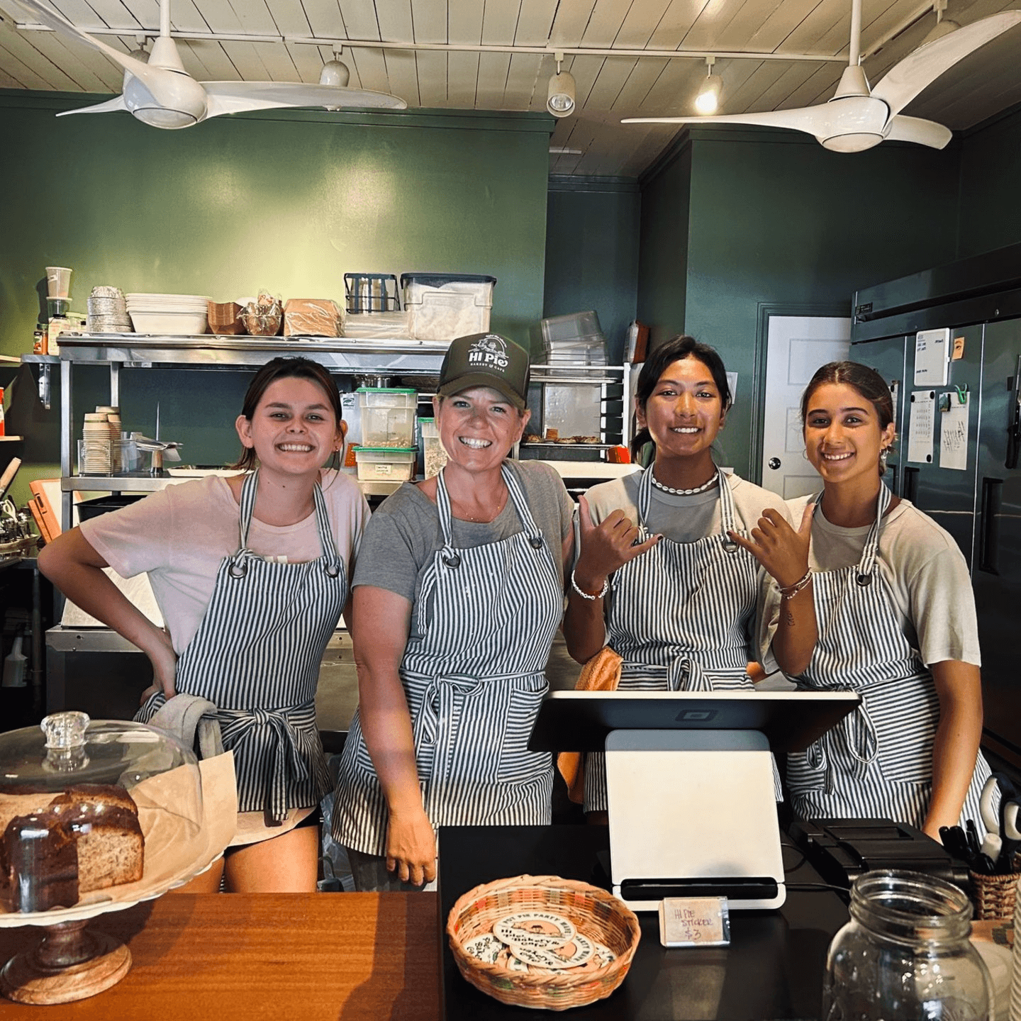 Experienced Bakers + Baristas